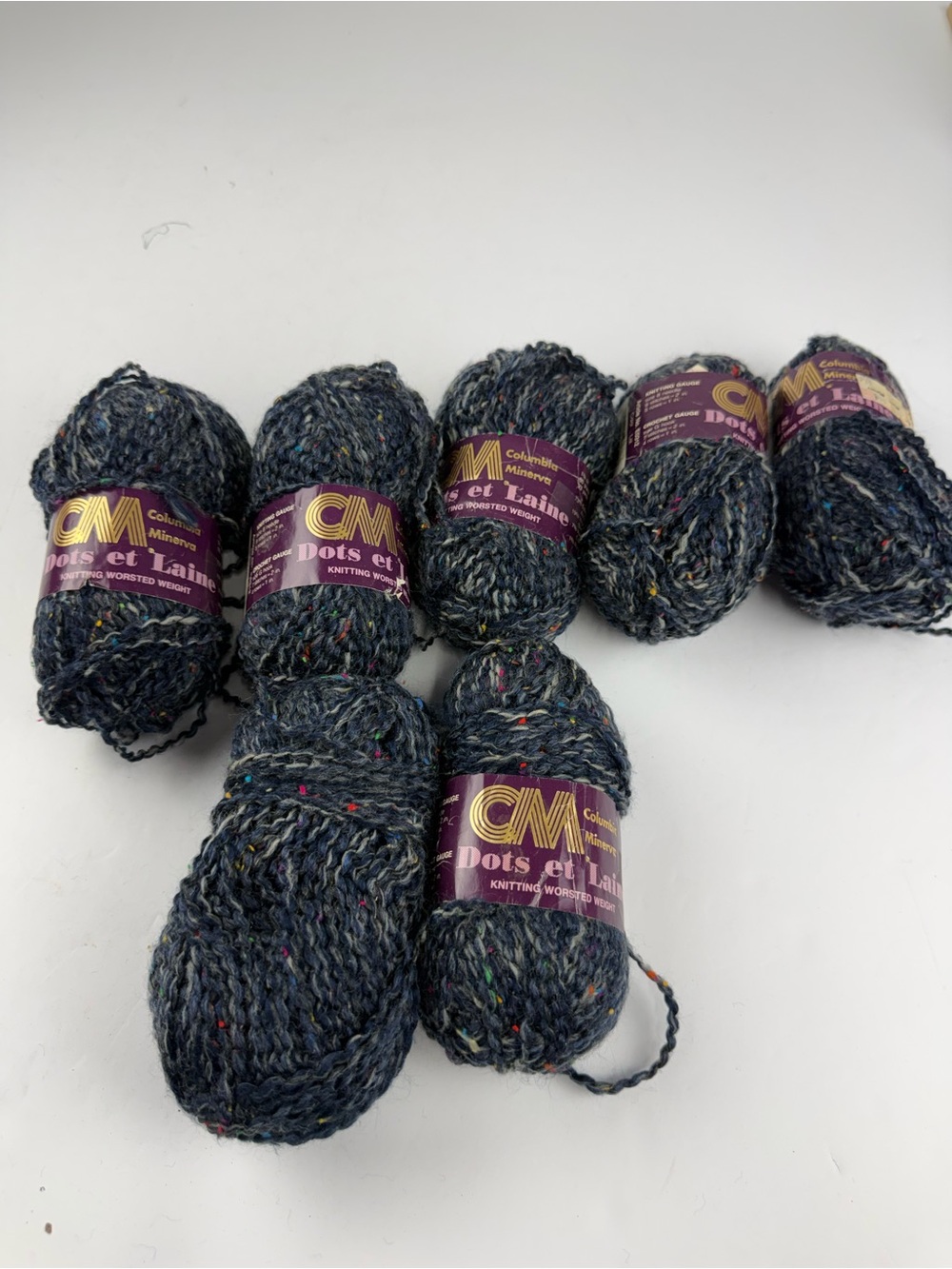 VTG Columbia Minerva LOT of 7 Skeins Blue Hurricane Lot 1397